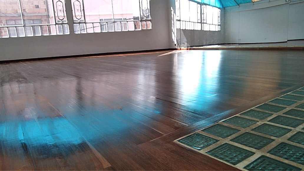 pulido y lacado de pisos de madera en bogota y Cundinamarca